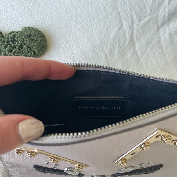 Marc by Marc Jacobs cat clutch - Picture 3 of 3